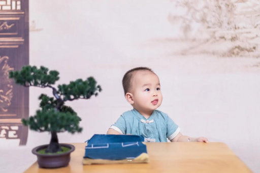 靖边孕妇几个月有反应